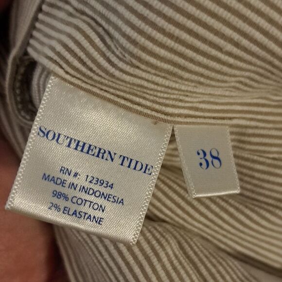 Southern Tide The Skipjack shorts size 38 - Picture 3 of 4